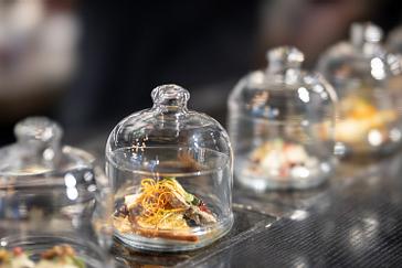 Restaurace Talíř | Prague | Photogallery | Duck pate, passion fruit, cranberries, pumpkin and almond chips, brioche